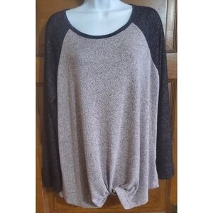 Signature Studio Colorblock Super Soft Gathered Hem Top